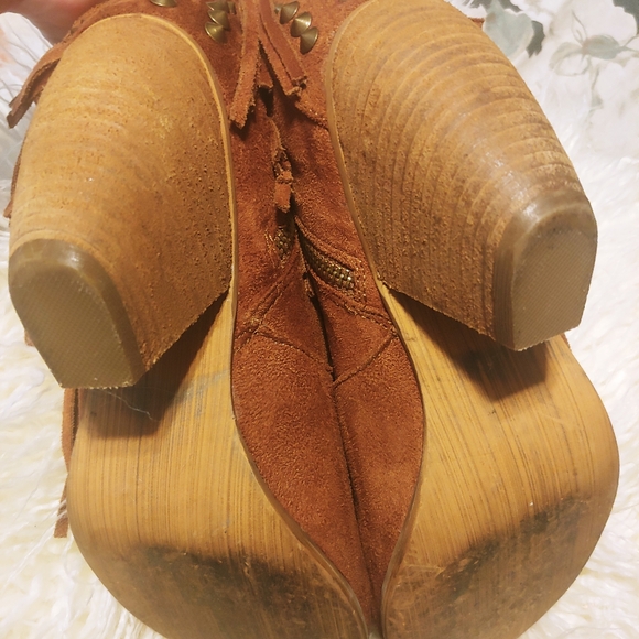 Not Rated fringe studded heel bootie size 8 - Picture 4 of 14